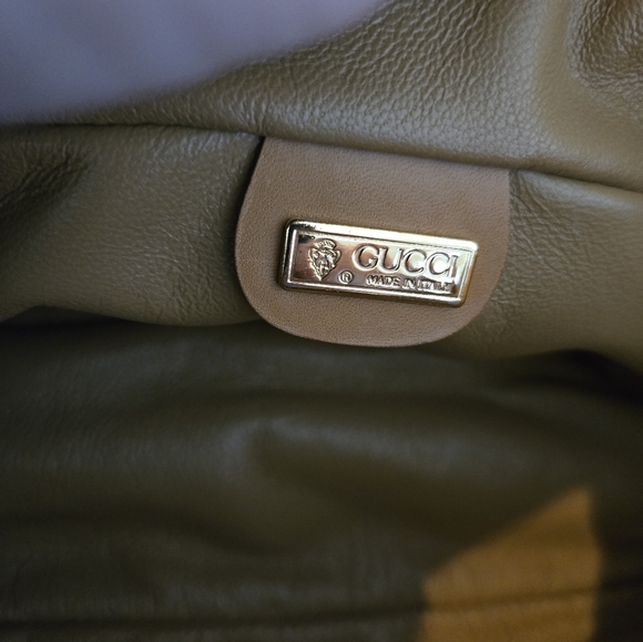 GUCCI Crossbody Bag - Picture 5 of 12